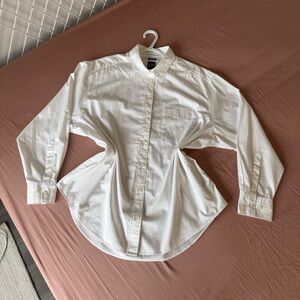 GAP WHITE LARGE L Button-Up Shirt WORN ONCE